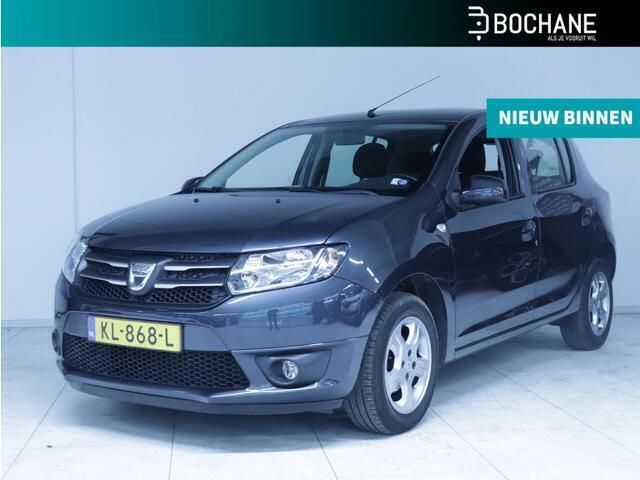 Grijs, metallic lak Gebruikt 2016 Dacia Sandero Lauréate Hatchback | € 7.750 (Goede deal) - Afbeelding 1/4