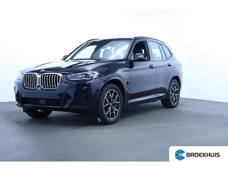 Zwart Occasion 2023 BMW X3 Executive SUV | € 46.900 (Super prijs) - Afbeelding 1/4