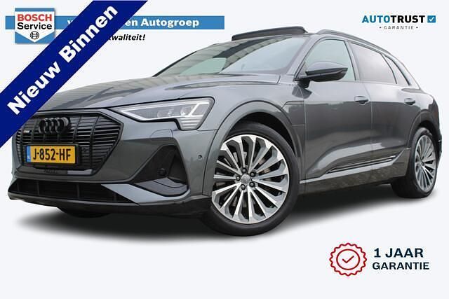 Grijs Gebruikt 2020 Audi e-tron S-Line SUV | € 29.950 (Eerlijke prijs) - Afbeelding 1/4