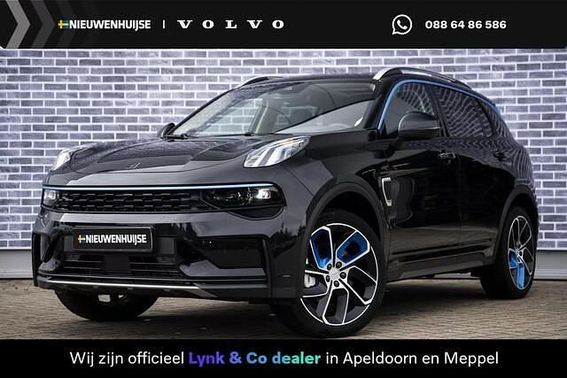 Zwart Gebruikt 2023 Lynk & Co 01 SUV | € 27.399 (Eerlijke prijs) - Afbeelding 1/4