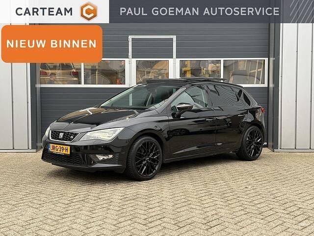 Zwart Gebruikt 2015 Seat Leon ST FR Stationwagen | € 14.995 (Iets duurder) - Afbeelding 1/4