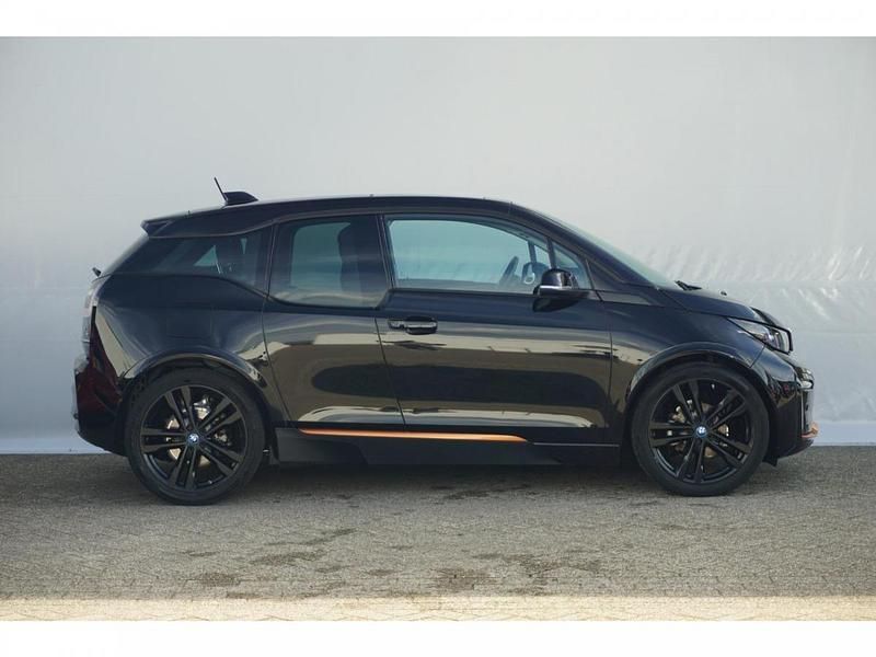 Fluid black met ecopper elementen Gebruikt 2020 BMW i3 Hatchback | € 23.450 (Duur) - Afbeelding 1/2