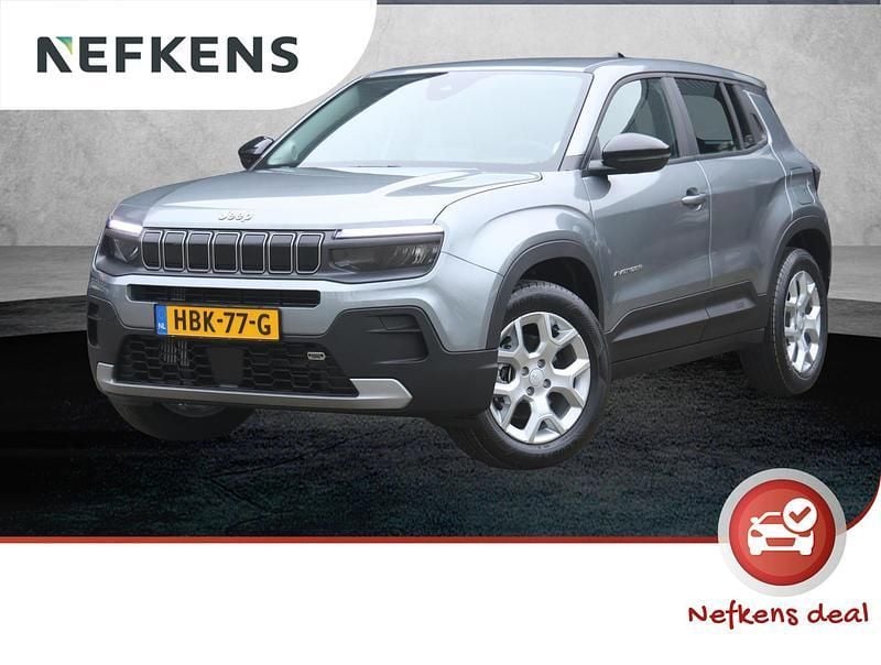 Grijs, metallic lak Nieuw 2024 Jeep Avenger Altitude SUV | € 29.880 (Goede deal) - Afbeelding 1/4