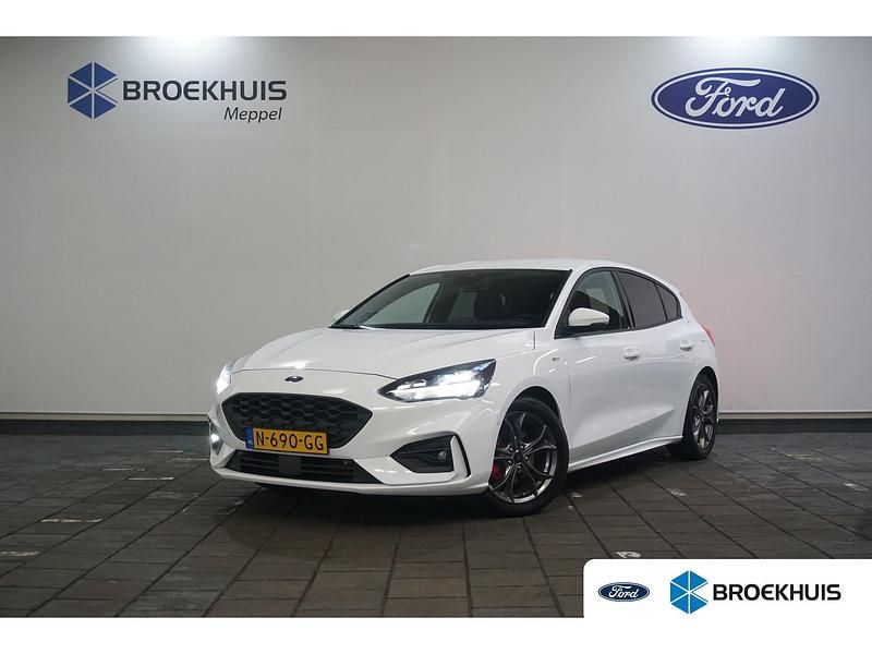 Wit Gebruikt 2021 Ford Focus Business Edition Hatchback | € 19.695 (Iets duurder) - Afbeelding 1/4