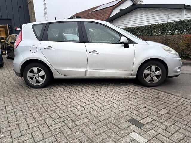 Occasion Renault Scénic III Dynamique 140 PK (102 kW) 2009 Grijs (metallic) MPV