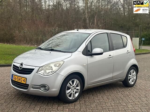 Grijs Gebruikt 2011 Opel Agila Edition Hatchback | € 3.699 (Eerlijke prijs) - Afbeelding 1/4