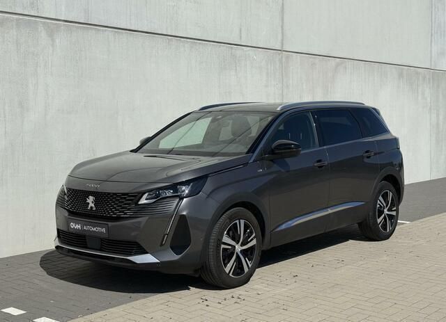 Grijs, metallic lak Gebruikt 2023 Peugeot 5008 GT-line MPV | € 30.999 (Eerlijke prijs) - Afbeelding 1/4
