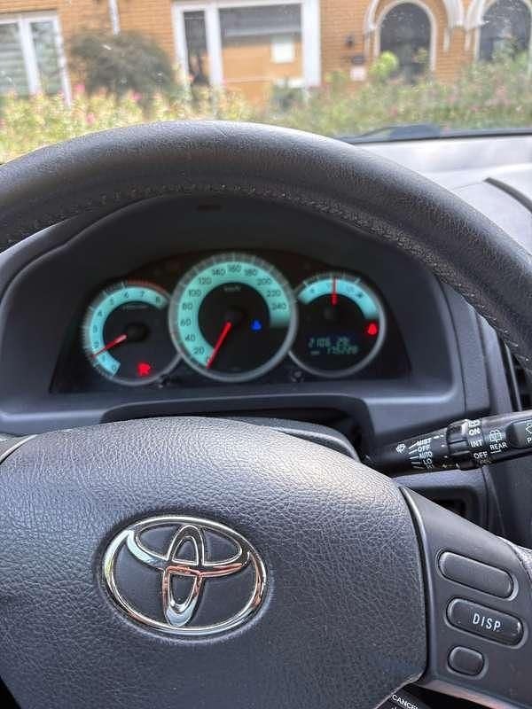 Zilver Gebruikt 2006 Toyota Corolla Verso Sol MPV | € 3.000 (Goede deal) - Afbeelding 1/4