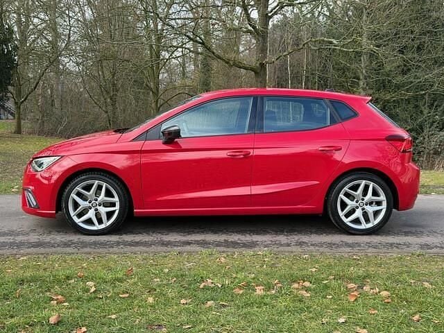 Occasion Seat Ibiza Business 110 PK (80 kW) 2021 Rood Hatchback