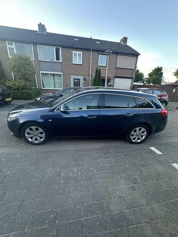 Occasion Opel Insignia Cosmo 140 PK (102 kW) 2012 Blauw MPV