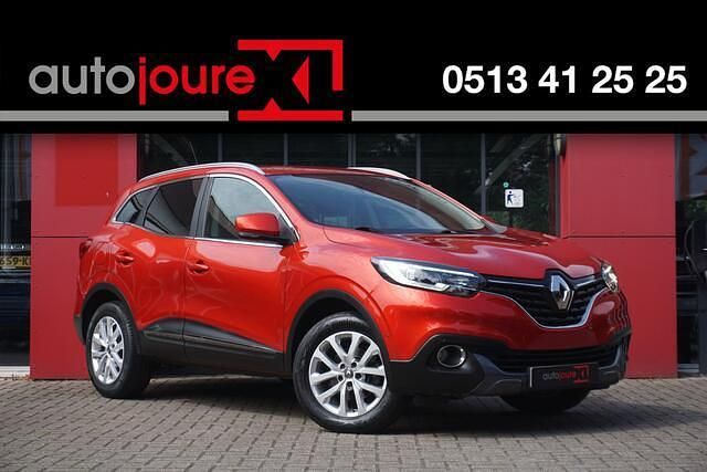 Rood Gebruikt 2018 Renault Kadjar Intens SUV | € 12.999 (Eerlijke prijs) - Afbeelding 1/4