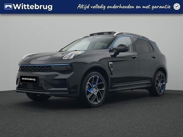 Zwart Gebruikt 2022 Lynk & Co 01 SUV | € 27.925 (Eerlijke prijs) - Afbeelding 1/4