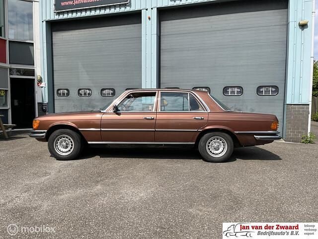 Bruin Gebruikt 1978 Mercedes S350 SE Sedan | € 9.000 - Afbeelding 1/4
