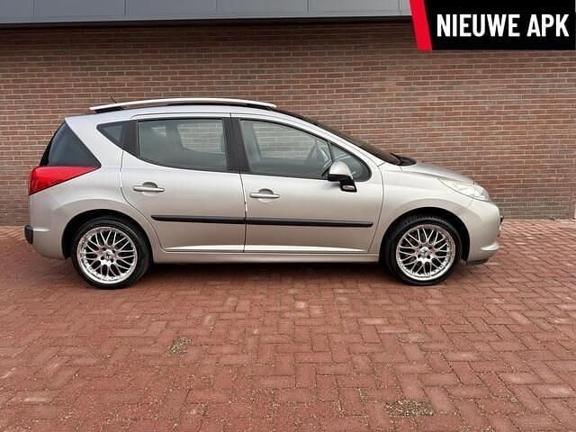 Occasion Peugeot 207 95 PK (69 kW) 2009 Grijs (metallic) Stationwagen