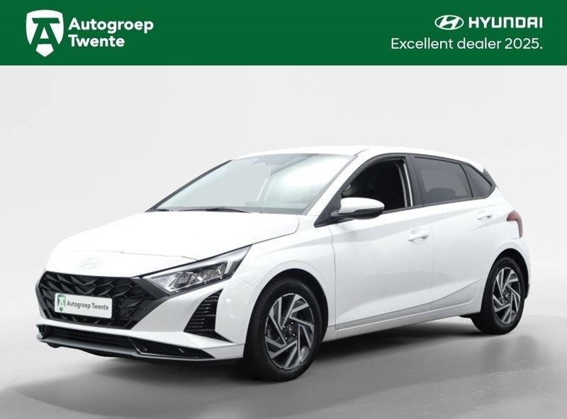 Wit Gebruikt 2024 Hyundai i20 Comfort Hatchback | € 22.645 (Eerlijke prijs) - Afbeelding 1/4
