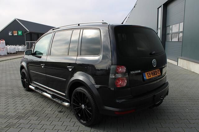 Occasion VW Touran 140 PK (102 kW) 2009 Zwart MPV