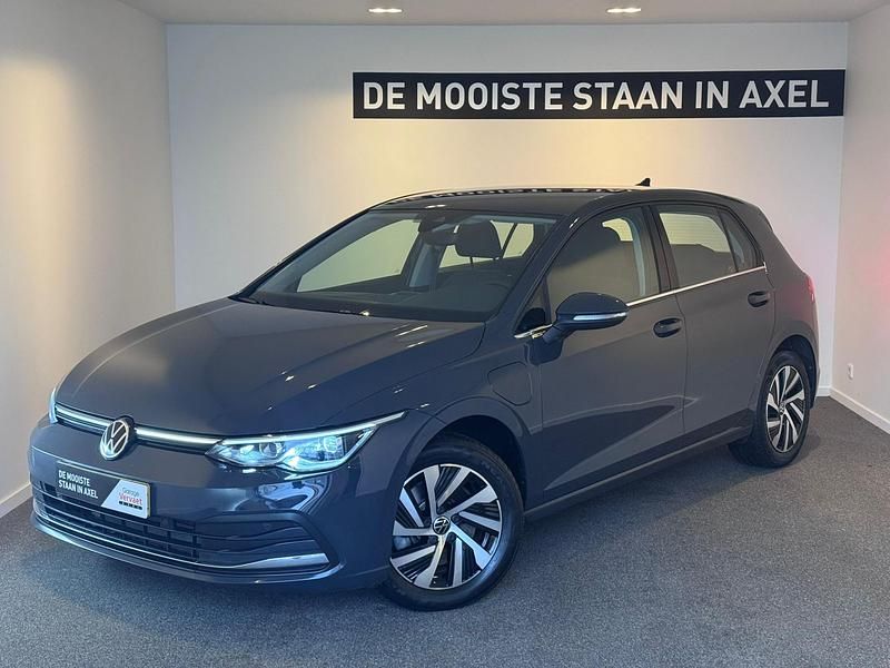 Occasion VW Golf VIII Style 2024 Grijs Hatchback