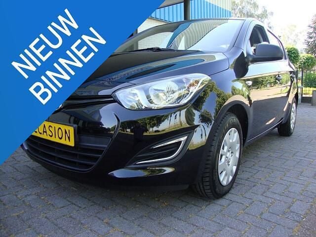 Zwart Gebruikt 2014 Hyundai i20 Hatchback | € 6.695 (Goede deal) - Afbeelding 1/4
