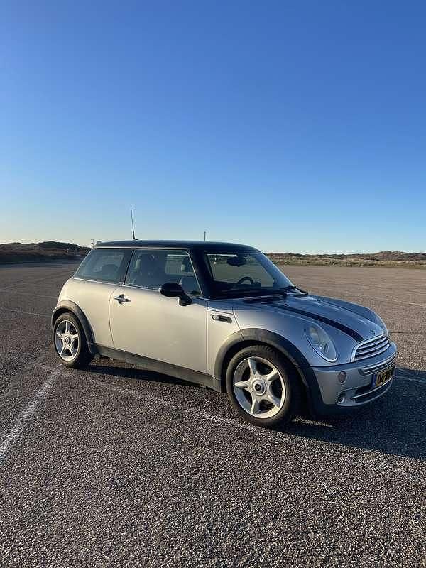 Occasion Mini Cooper 116 PK (85 kW) 2005 Grijs Hatchback