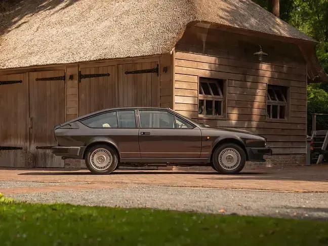 Gebruikt 1982 Alfa Romeo GTV Coupé | € 29.900 - Afbeelding 1/4