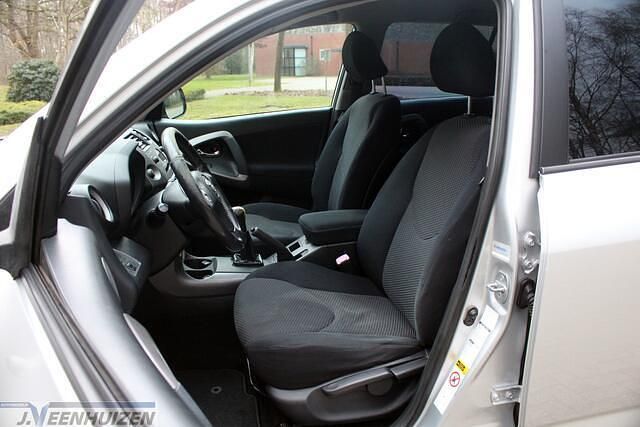 Occasion Toyota RAV4 154 PK (113 kW) 2006 Grijs SUV