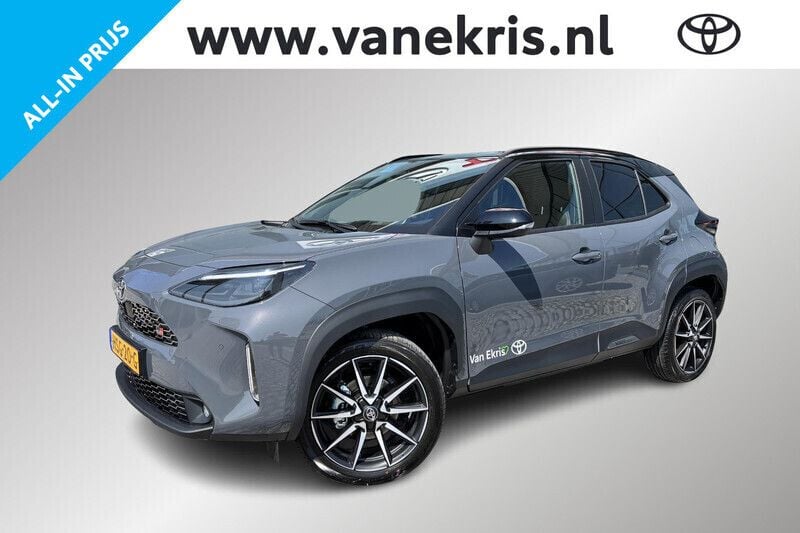 Grijs Nieuw 2025 Toyota Yaris Cross Sport SUV | € 41.190 (Duur) - Afbeelding 1/4