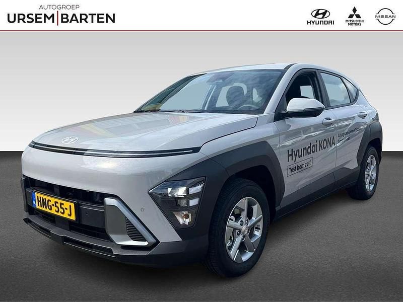 Grijs Gebruikt 2025 Hyundai Kona Comfort SUV | € 31.430 (Eerlijke prijs) - Afbeelding 1/4