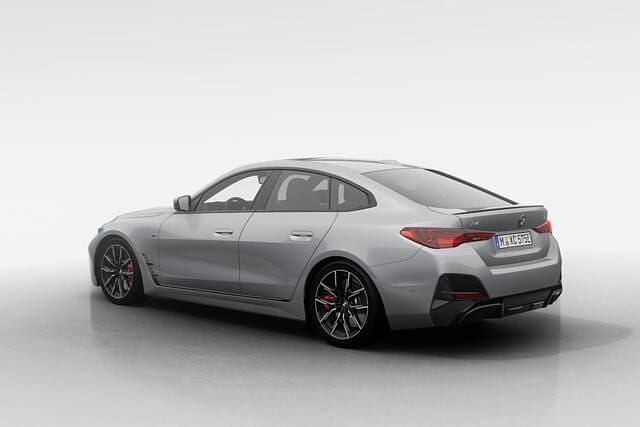 Nieuw BMW i4 M Sport 250 kW (340 PK) 2025 M brooklyn grau (c4p) Sedan