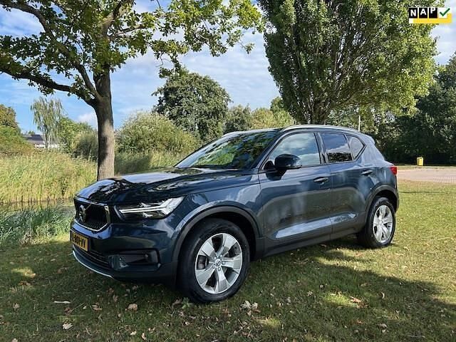 Blauw Gebruikt 2020 Volvo XC40 Business Edition SUV | € 29.950 (Super prijs) - Afbeelding 1/4