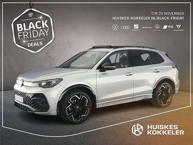 Zilver Gebruikt 2024 VW Tiguan R-line Edition SUV | € 52.400 - Afbeelding 1/4
