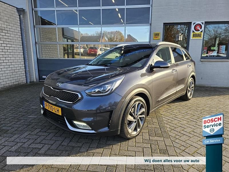 Grijs (metallic) Gebruikt 2018 Kia Niro SUV | € 14.950 (Eerlijke prijs) - Afbeelding 1/4