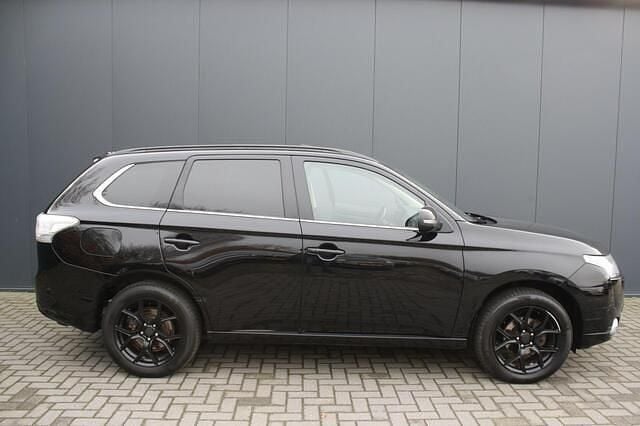 Occasion Mitsubishi Outlander Instyle 121 PK (88 kW) 2013 Zwart SUV