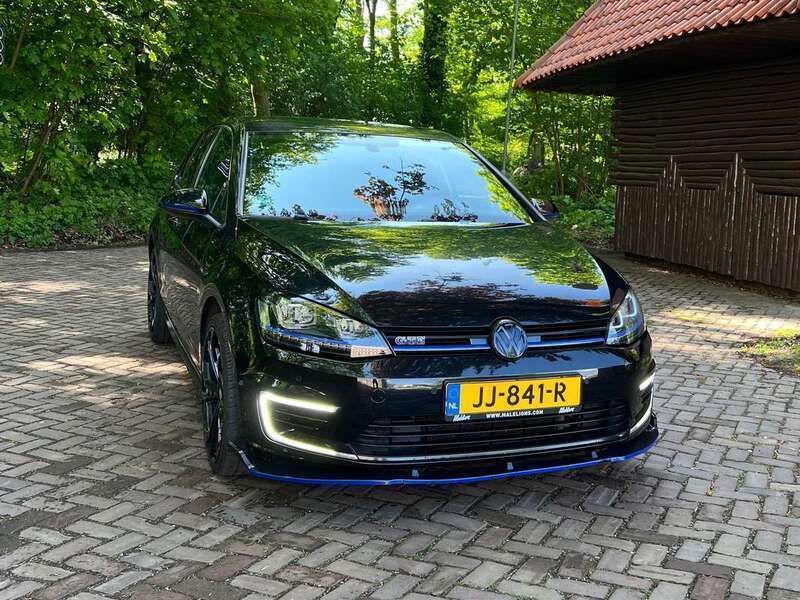 Zwart Gebruikt 2015 VW Golf VII GTE Stationwagen | € 12.350 (Eerlijke prijs) - Afbeelding 1/4