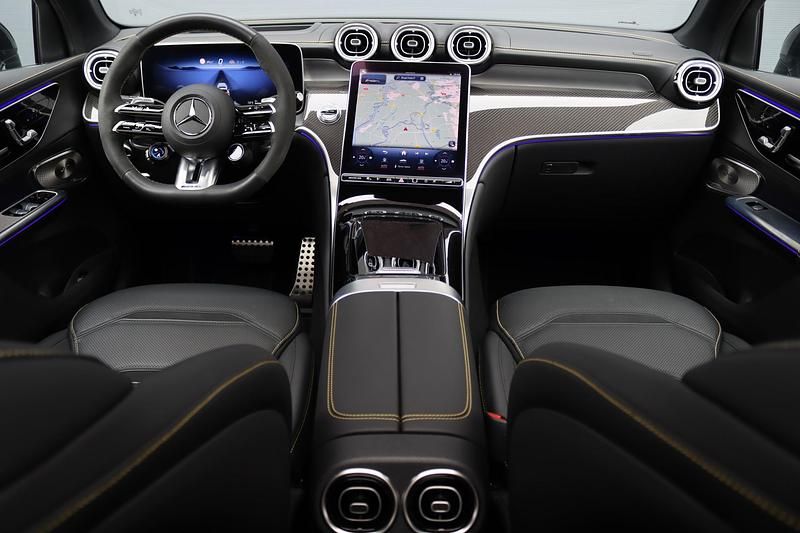 Occasion Mercedes GLC63 AMG AMG 680 PK (500 kW) 2024 Zilver SUV
