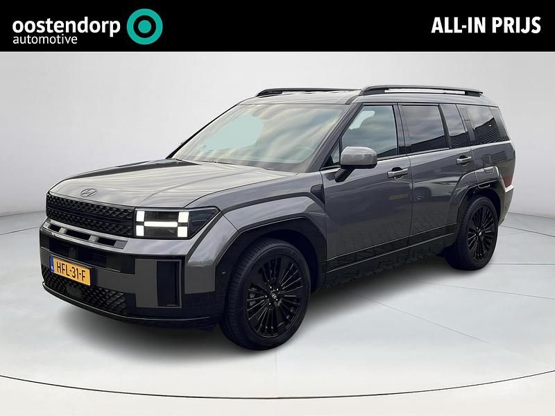 Grijs Gebruikt 2025 Hyundai Santa Fe Blackline SUV | € 57.900 - Afbeelding 1/4