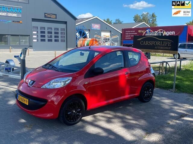 Rood Gebruikt 2006 Peugeot 107 Hatchback | € 1.600 (Eerlijke prijs) - Afbeelding 1/4