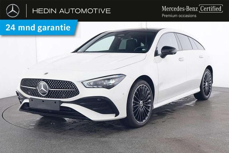 Wit Gebruikt 2024 Mercedes CLA250e Shooting Brake AMG line Stationwagen | € 44.900 (Iets duurder) - Afbeelding 1/3
