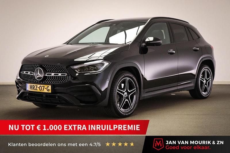 Zwart Gebruikt 2022 Mercedes GLA250 AMG line SUV | € 43.245 (Duur) - Afbeelding 1/4