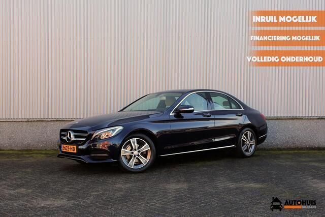 Blauw, metallic lak Gebruikt 2014 Mercedes C180 Avantgarde Sedan | € 17.900 (Eerlijke prijs) - Afbeelding 1/4