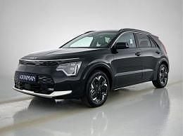 Aurora black pearl (donker zwart metallic) Nieuw 2025 Kia e-Niro Air SUV | € 39.940 (Goede deal) - Afbeelding 1/4