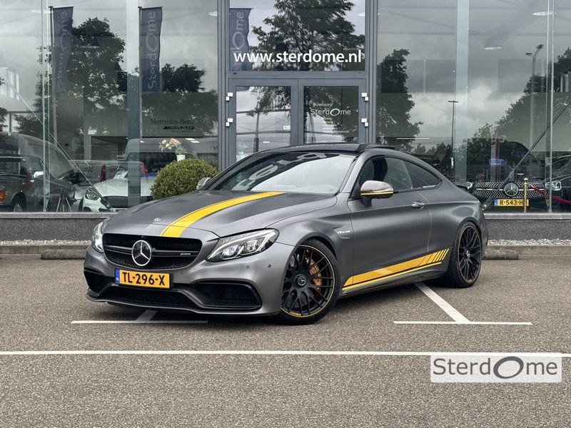 Grijs297 selenietgrijs magno lak Gebruikt 2016 Mercedes S63 AMG AMG Coupé | € 69.995 - Afbeelding 1/4