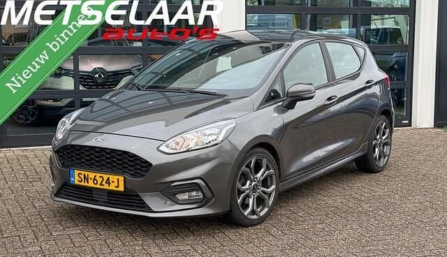 Grijs Gebruikt 2018 Ford Fiesta ST-Line Hatchback | € 8.999 (Eerlijke prijs) - Afbeelding 1/3