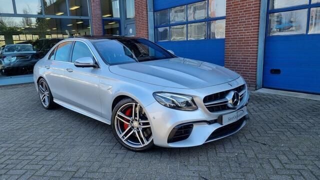 Grijs Gebruikt 2017 Mercedes E63 AMG AMG Sedan | € 87.500 - Afbeelding 1/4
