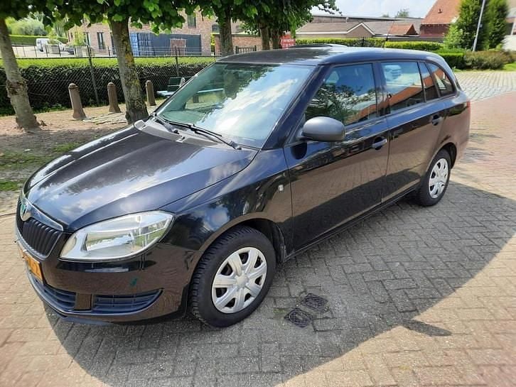 Gebruikt 2011 Skoda Fabia Comfort Stationwagen | € 3.950 (Eerlijke prijs) - Afbeelding 1/4