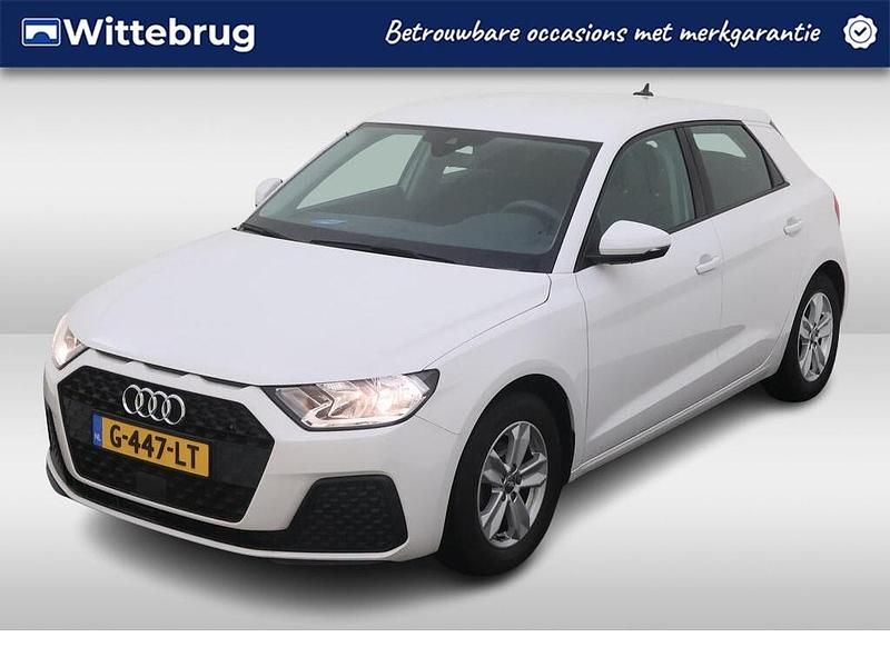 Wit Occasion 2019 Audi A1 SUV | € 15.950 (Eerlijke prijs) - Afbeelding 1/3