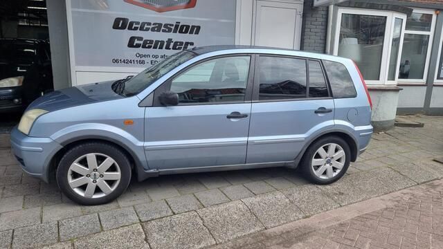 Blauw Gebruikt 2005 Ford Fusion Ghia MPV | € 2.850 (Goede deal) - Afbeelding 1/4