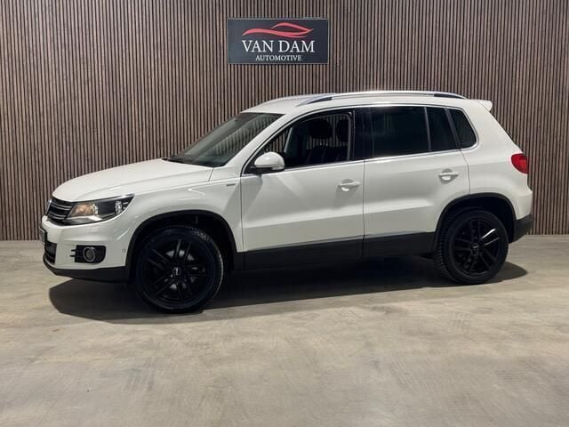 Wit Gebruikt 2013 VW Tiguan Sport SUV | € 14.400 (Eerlijke prijs) - Afbeelding 1/4