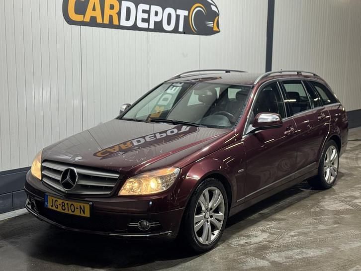 Rood Occasion 2008 Mercedes C200 Avantgarde Stationwagen | € 3.499 (Eerlijke prijs) - Afbeelding 1/4