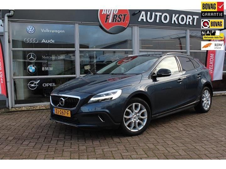 Blauw Gebruikt 2019 Volvo V40 CC Stationwagen | € 19.249 (Eerlijke prijs) - Afbeelding 1/3