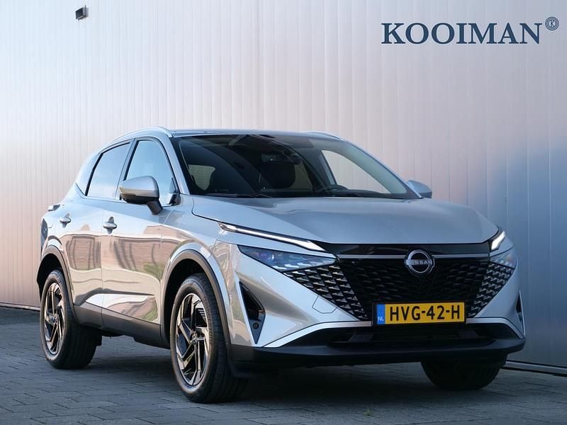 Grijs Gebruikt 2025 Nissan Qashqai N-Connecta SUV | € 35.695 (Super prijs) - Afbeelding 1/4